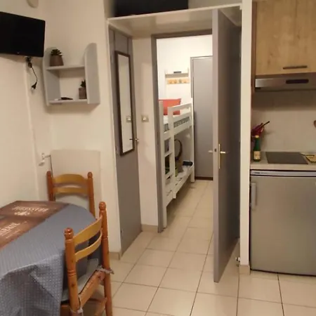Joli 4 Personnes à 300 M De La Appartement