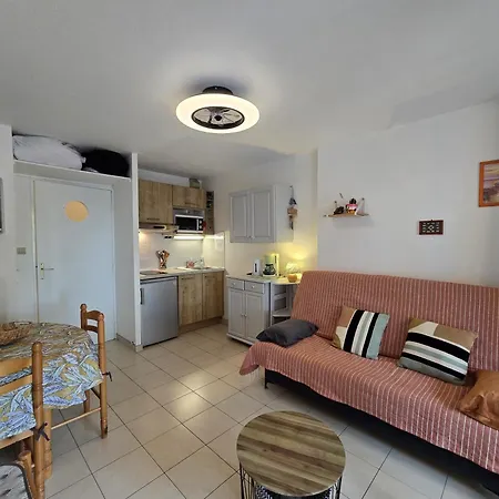 Joli 4 Personnes A 300 M De La Apartmán *
